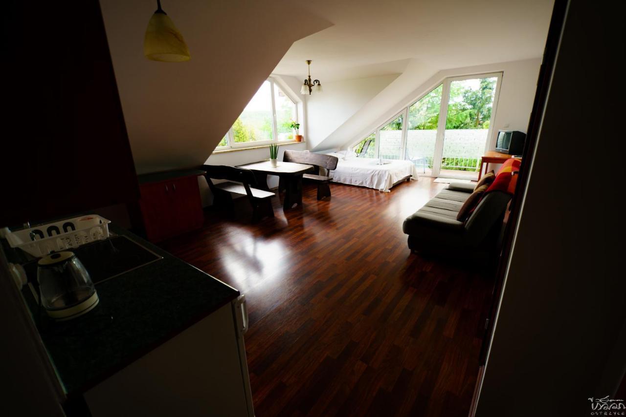 Isaan Ostrzyce Guest House Extérieur photo