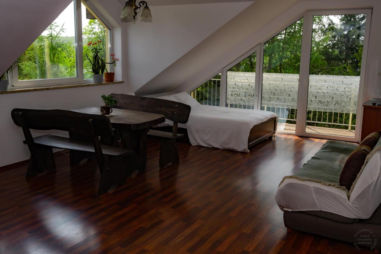 Isaan Ostrzyce Guest House Extérieur photo